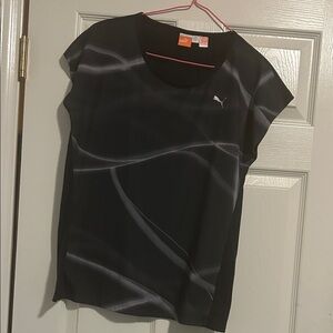 Puma Women's Black and Gray Short Sleeve Tee